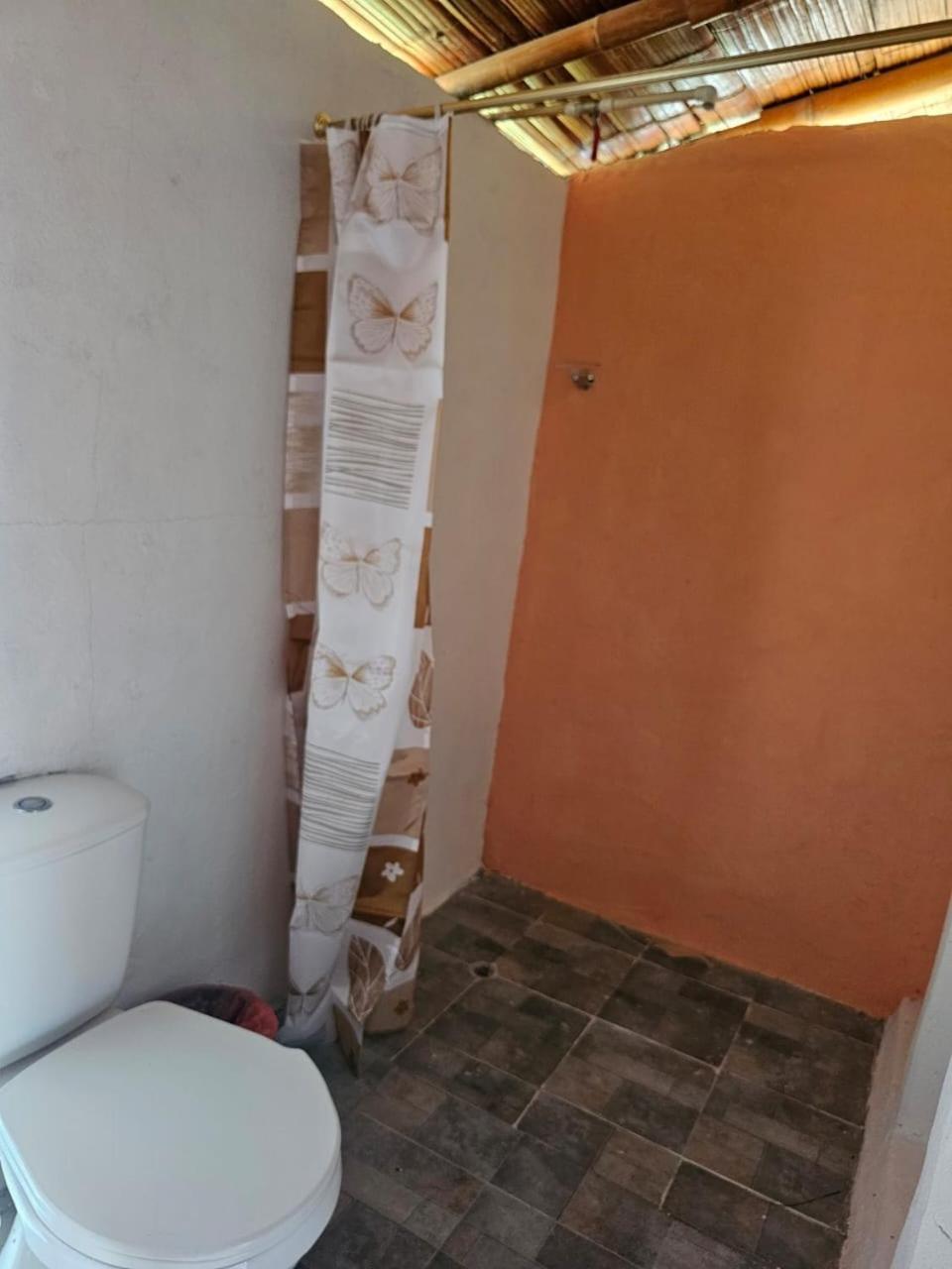 Estadero Los Hoyos Villavieja Buitenkant foto