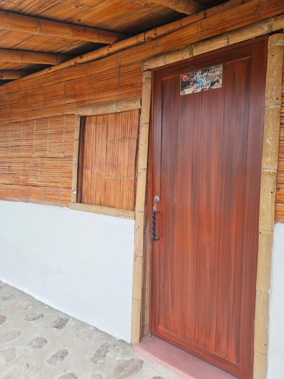 Estadero Los Hoyos Villavieja Buitenkant foto